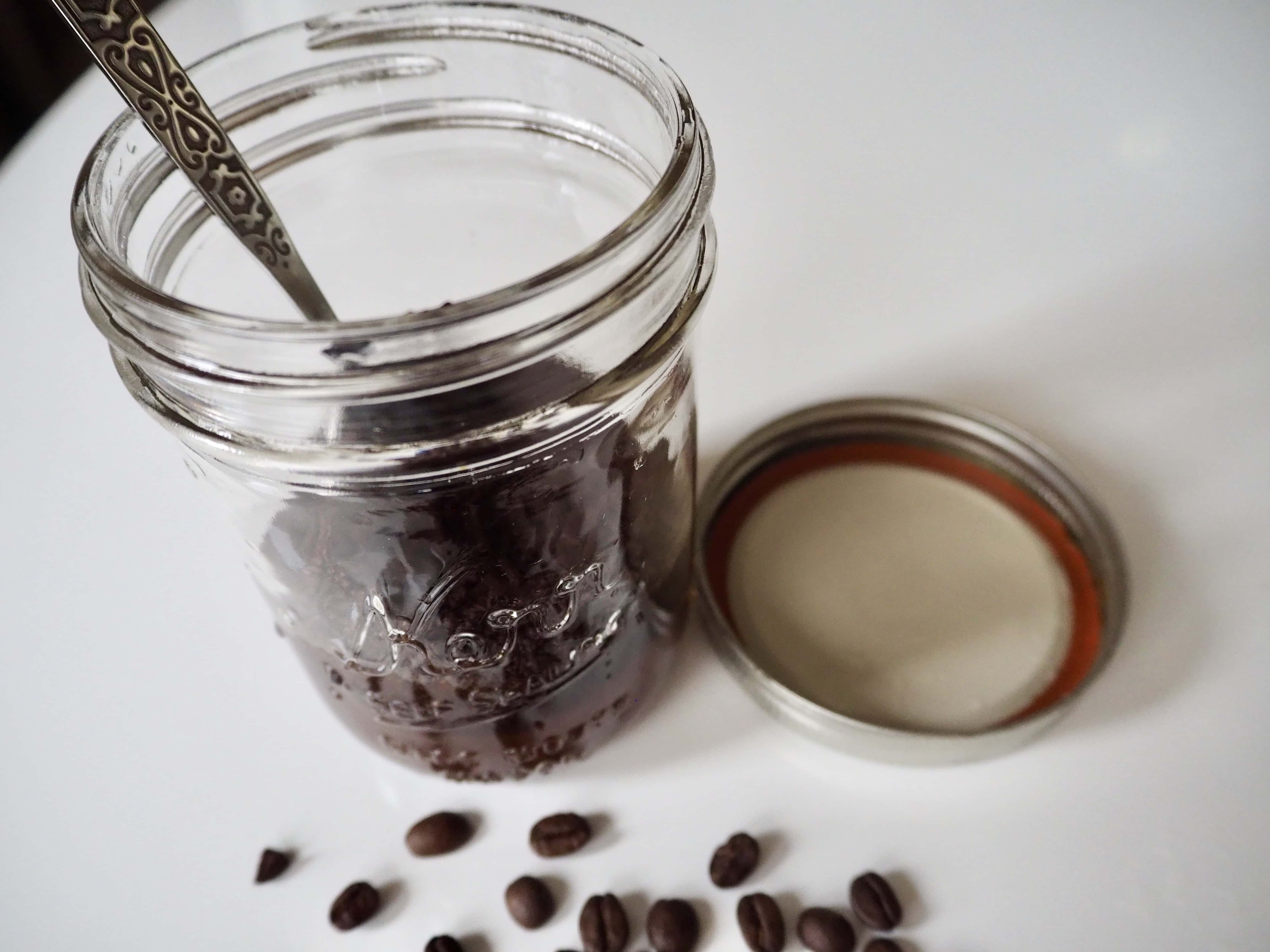 Stir the coffee grounds and water