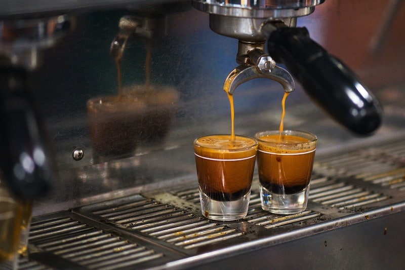 Pulling espresso shots