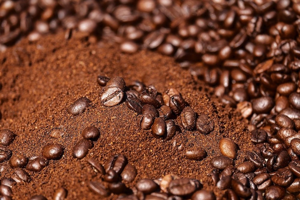 Ground vs Whole Bean Coffee: The Differences Explained