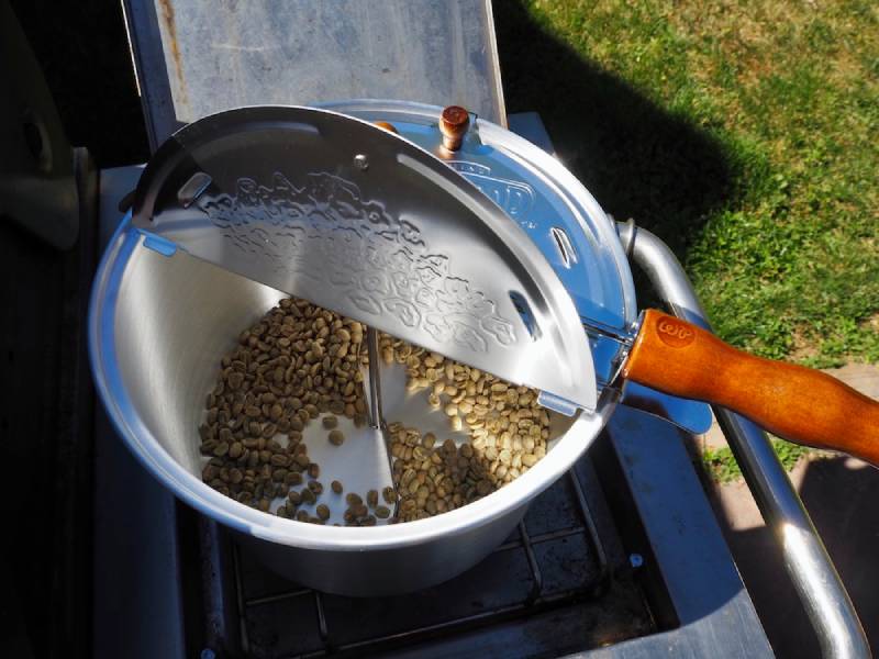 6 Best Popcorn Poppers For Roasting Coffee Beans — Reviews 2026