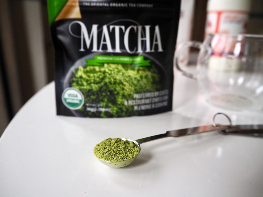 Does Matcha Have Caffeine? Amount & FAQ