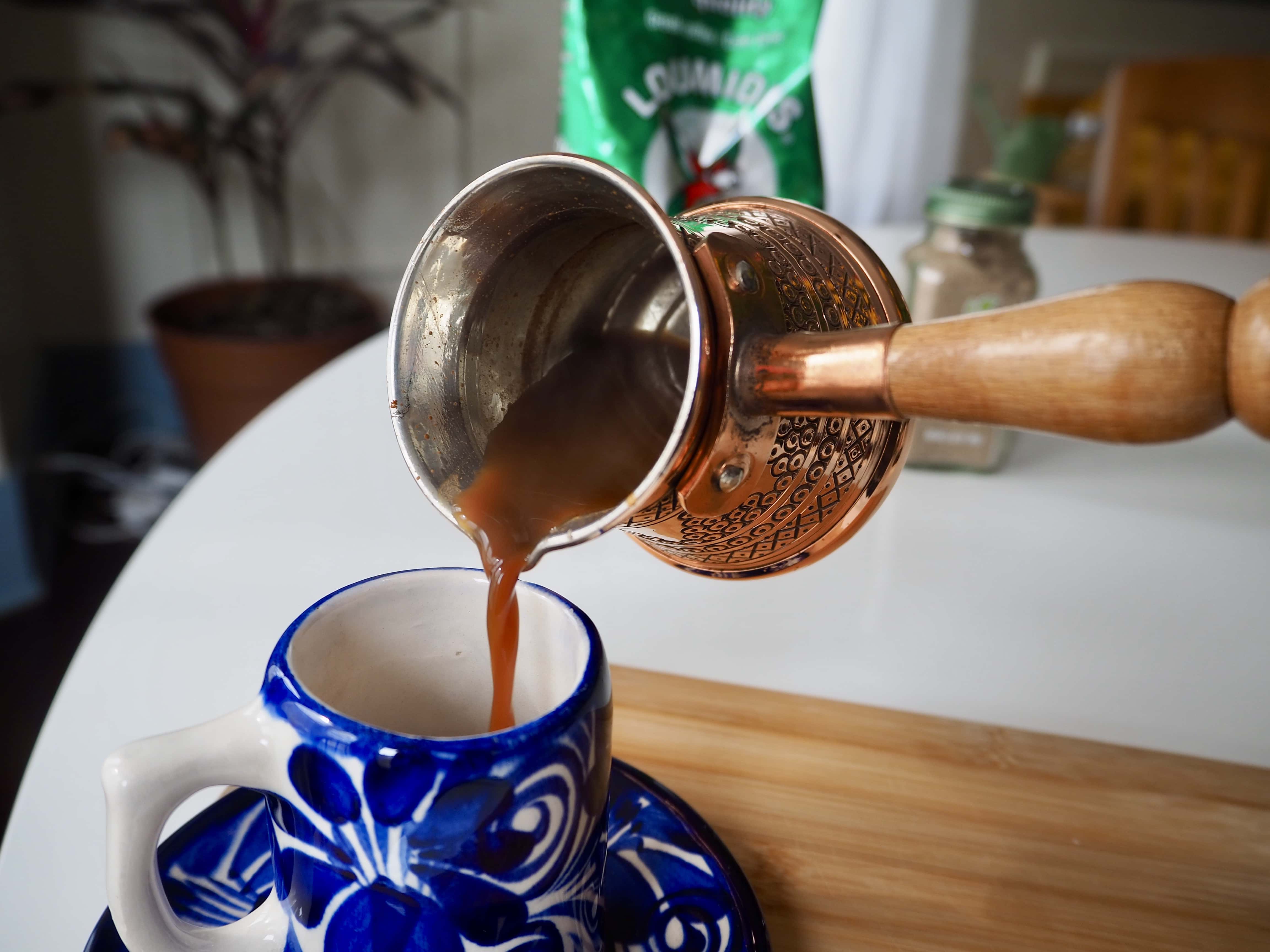 How to Make Arabic Coffee at Home (Easy Recipe)