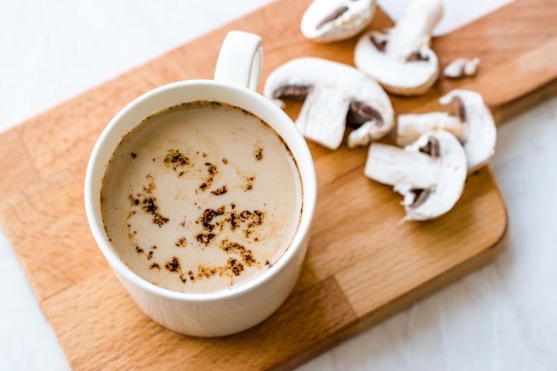 3 Health Benefits of Mushroom Coffee & Its Downsides