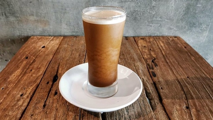 Nitro Coffee: A Guide About This Coffee Trend (With Recipe)