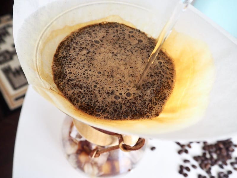 Chemex iced coffee bloom