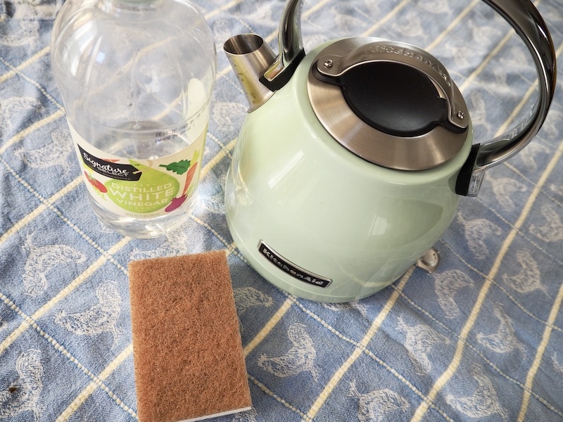 clean electric kettle