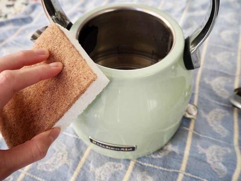 sponge cleaning electric kettle