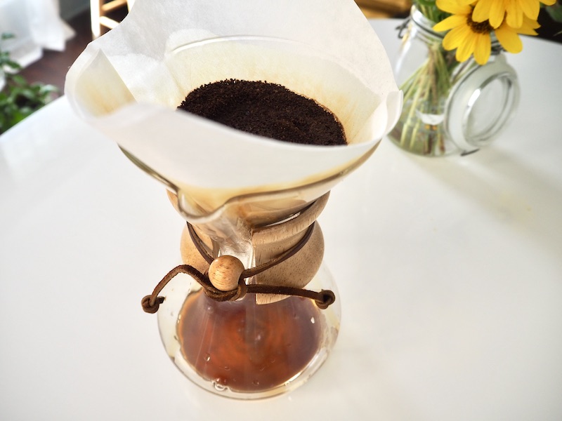 How to Use a Chemex to Make Tasty Coffee: Simple Steps & FAQ
