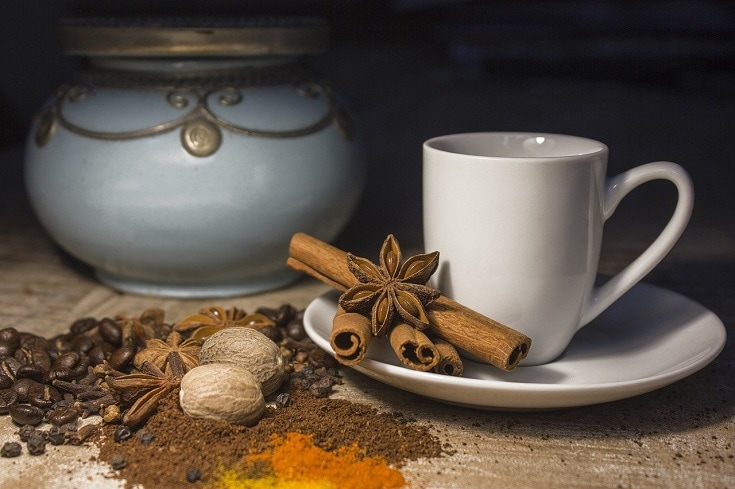 Nutmeg in Coffee: Should You Try It? Recipes & Tips