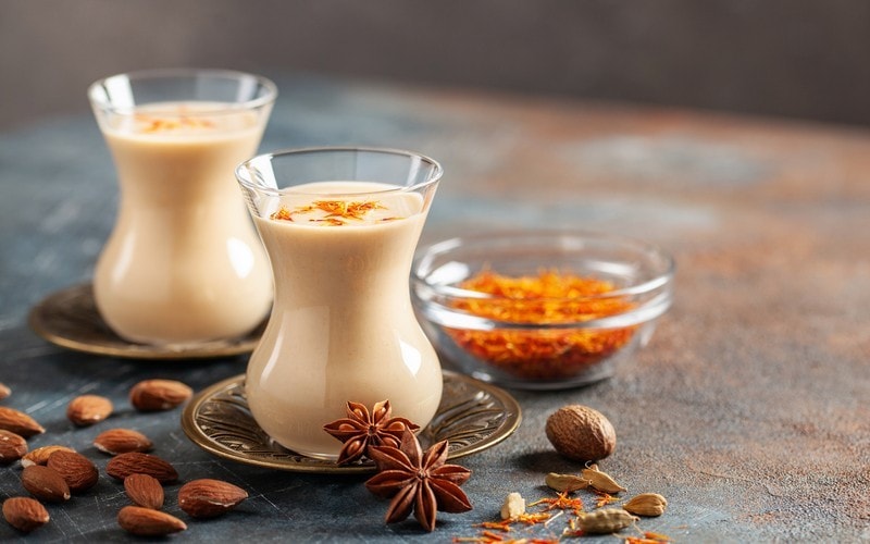 Saffron Coffee Recipe (Spiced & Decadent)