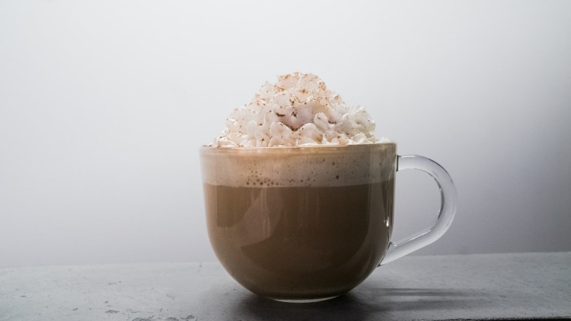 Heavy Whipping Cream in Coffee (Recipe & Tips)