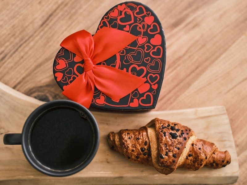 2 Perfect Valentine’s Day Gifts for Coffee Lovers: Amazing Deals