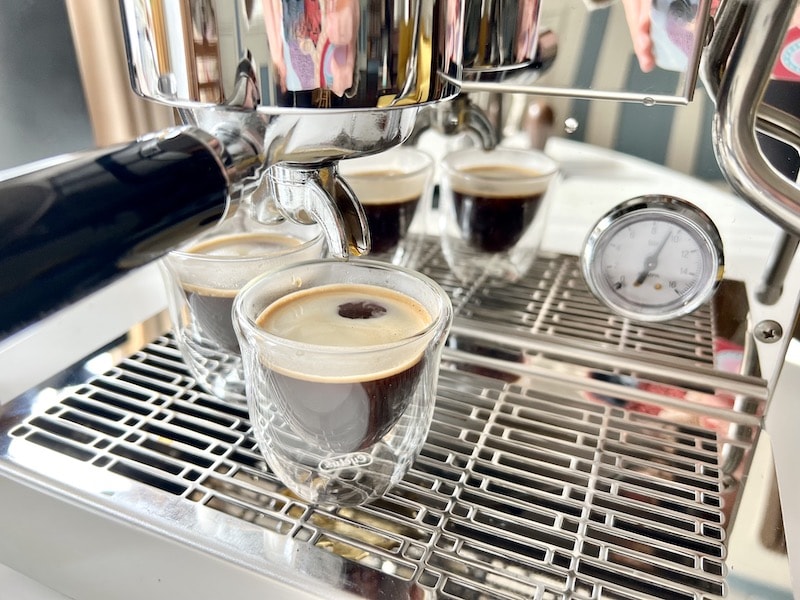 Diletta Mio espresso machine shots of espresso with crema